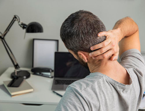 Hunched No More: Alleviating Computer-Induced Neck Pain with Acupuncture aceumasters.com